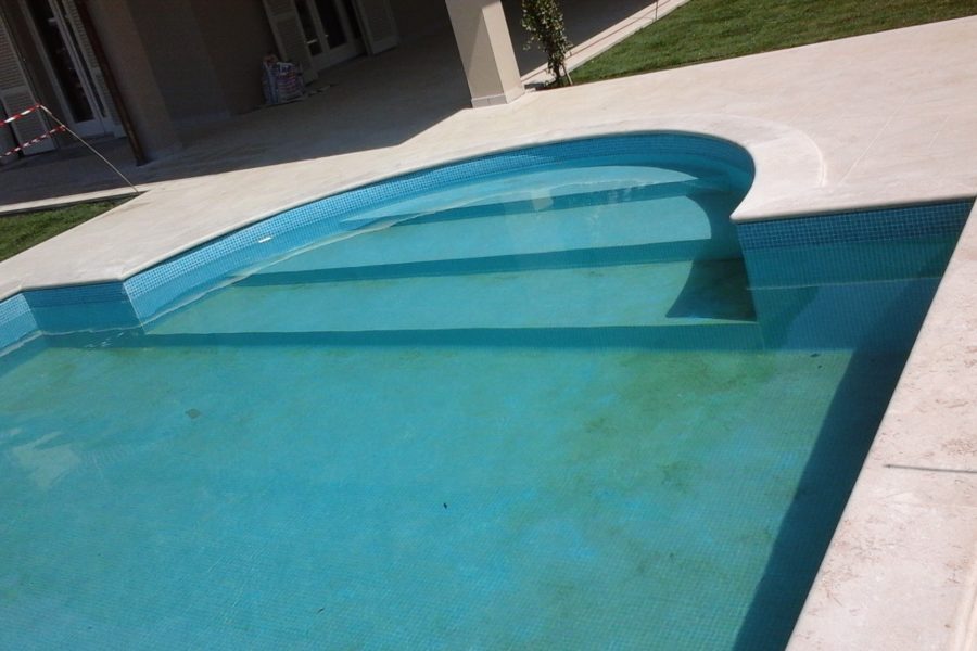 Bordo piscina